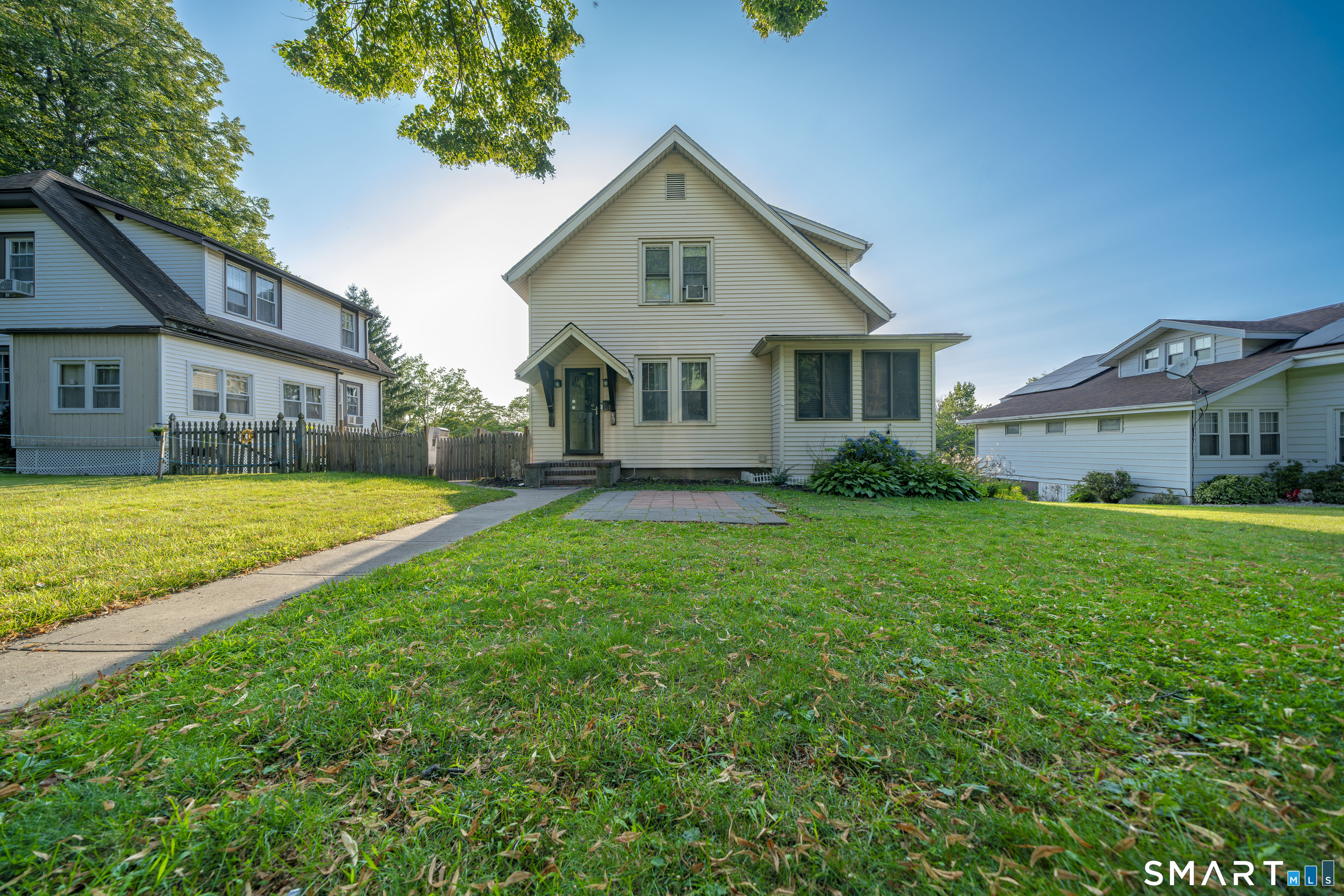 33 Collins Parkway Meriden CT 06450
