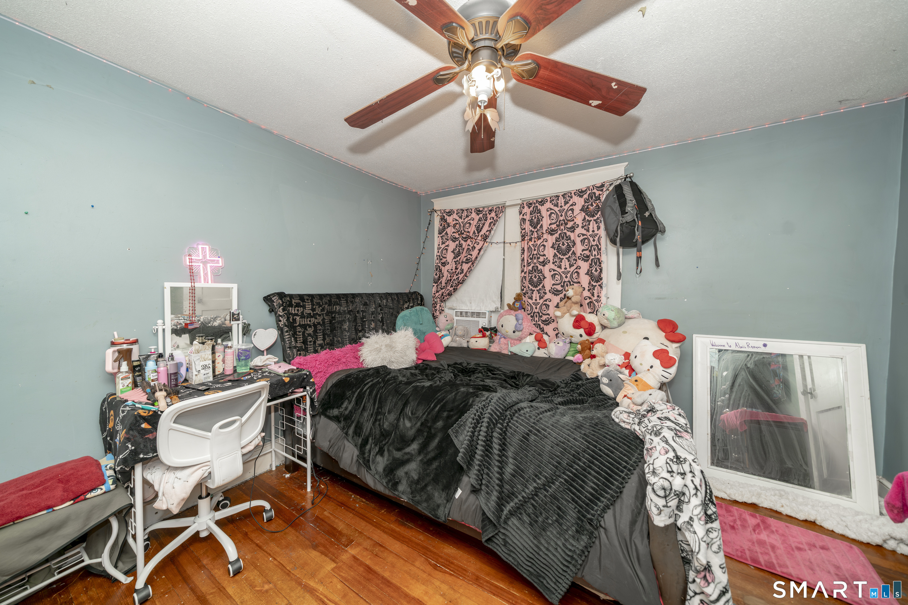 33 Collins Parkway Meriden CT 06450