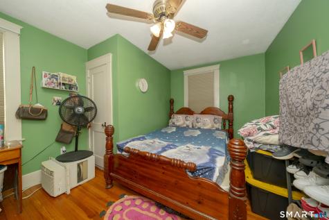 33 Collins Parkway Meriden CT 06450