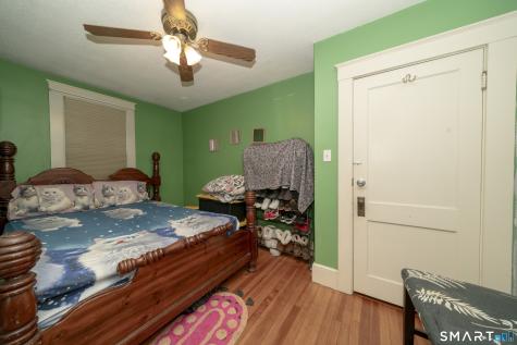 33 Collins Parkway Meriden CT 06450