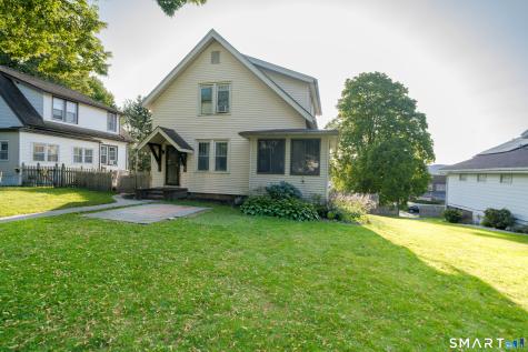 33 Collins Parkway Meriden CT 06450