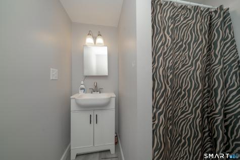 33 Collins Parkway Meriden CT 06450