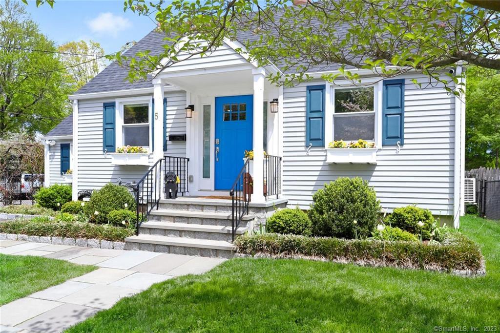 5 Bartlett Manor Norwalk CT 06850
