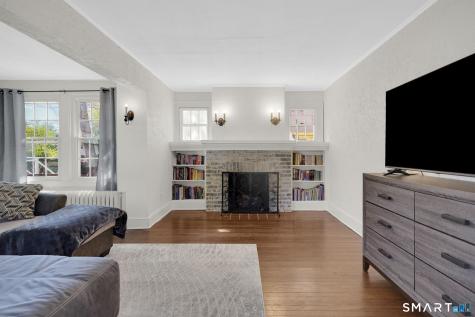 17 Ballard Drive West Hartford CT 06119