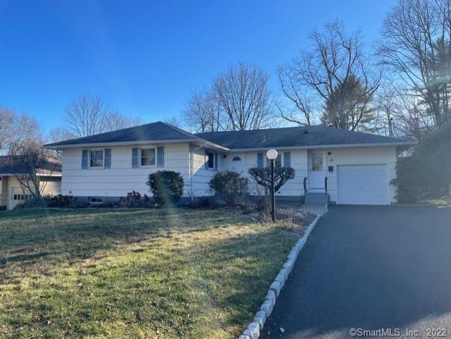 15 Tanglewood Road West Hartford CT 06117