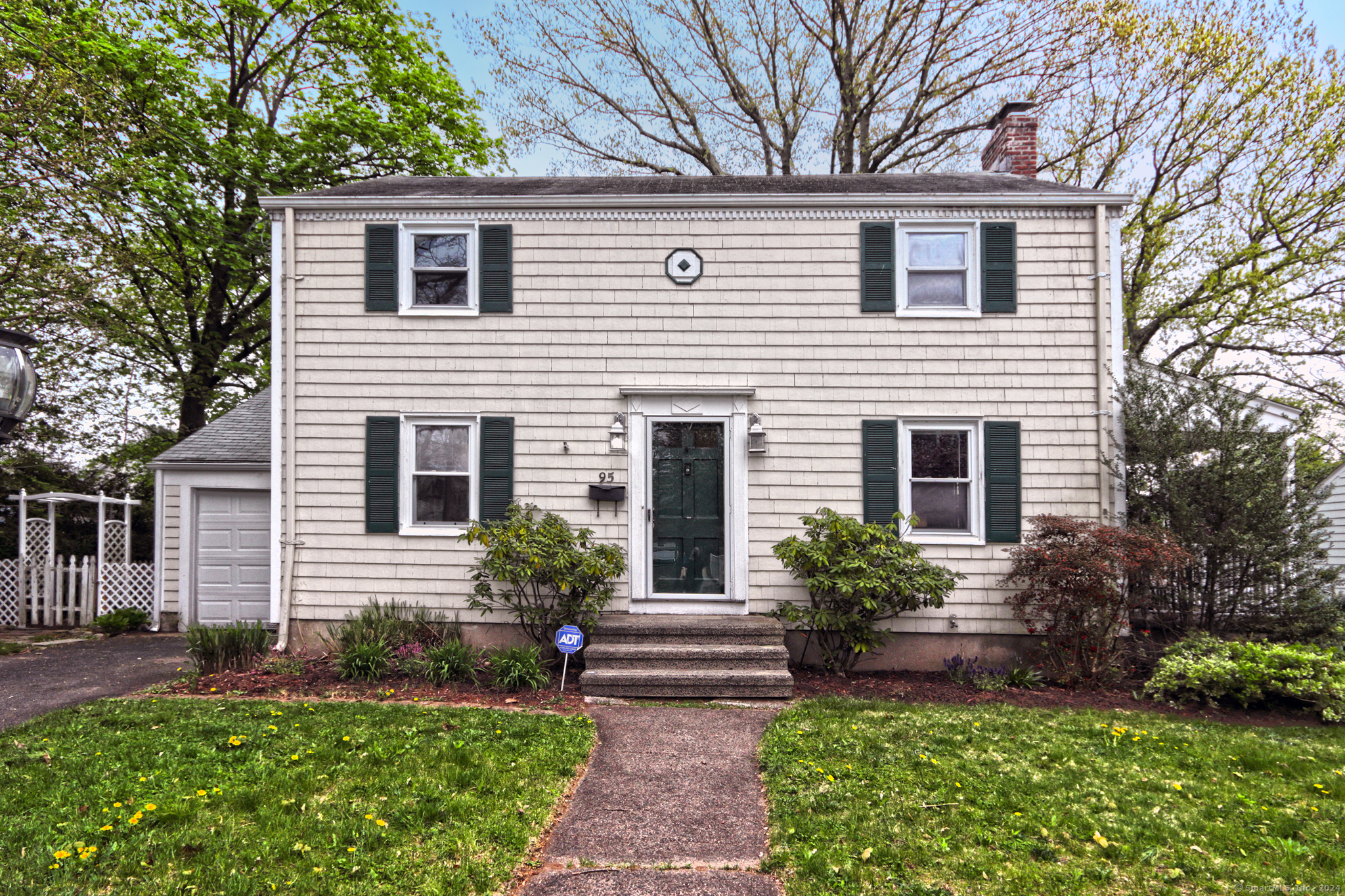 95 Glendale Street Hamden CT 06517