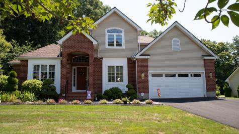 66 Ash Drive Hamden CT 06518
