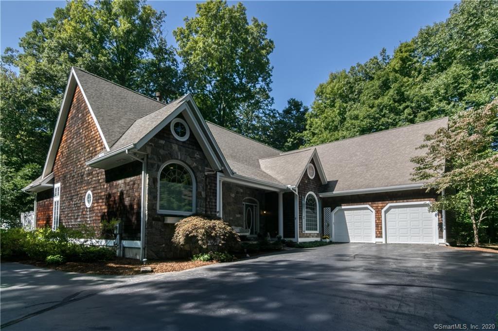 5 Stone Fence Lane Guilford CT 06437
