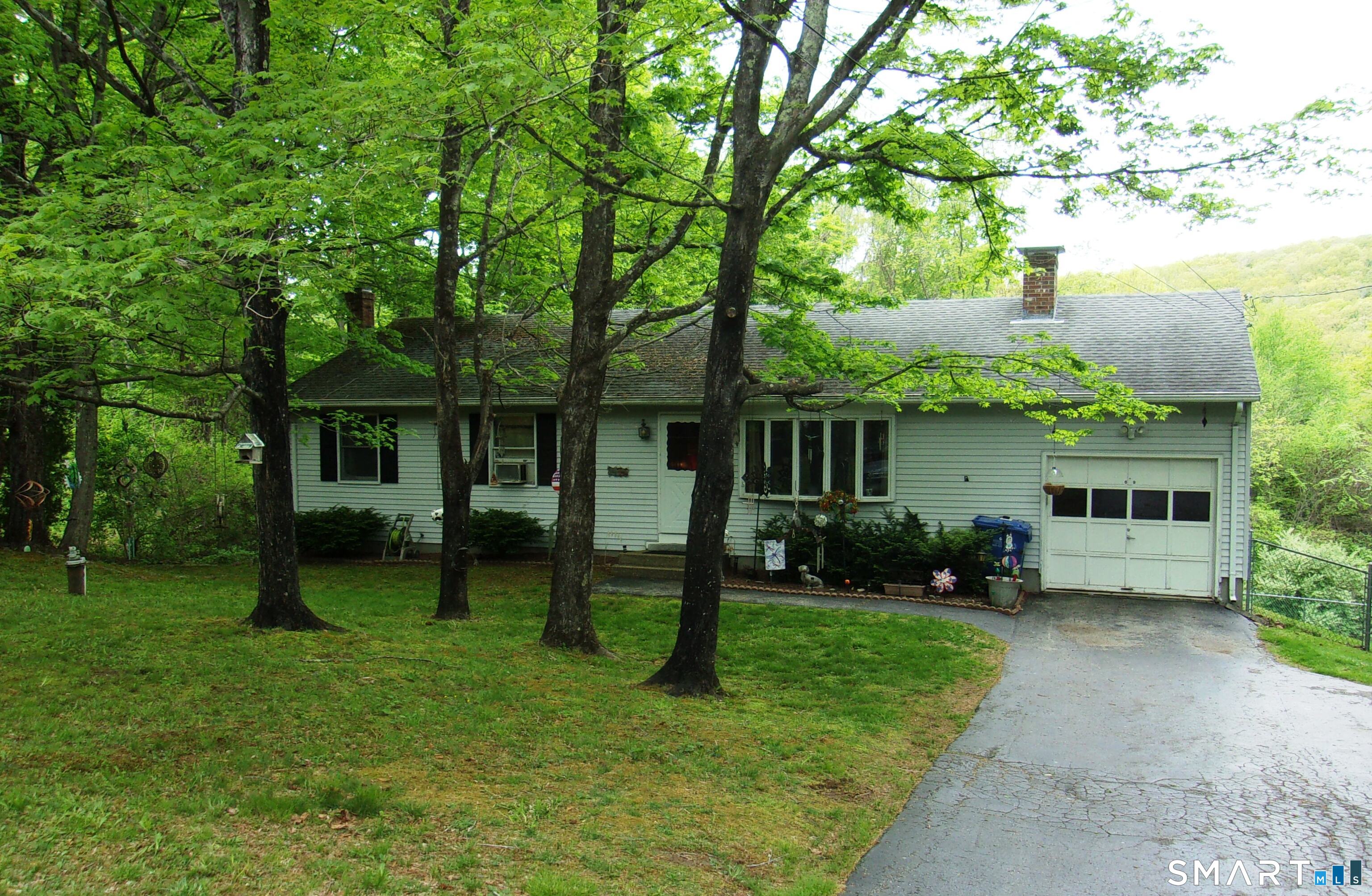 69 Route 82 Montville CT 06370