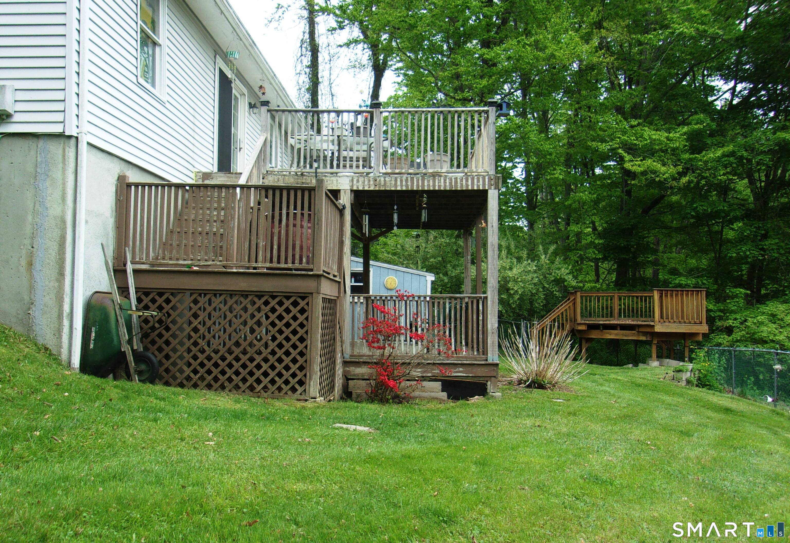 69 Route 82 Montville CT 06370