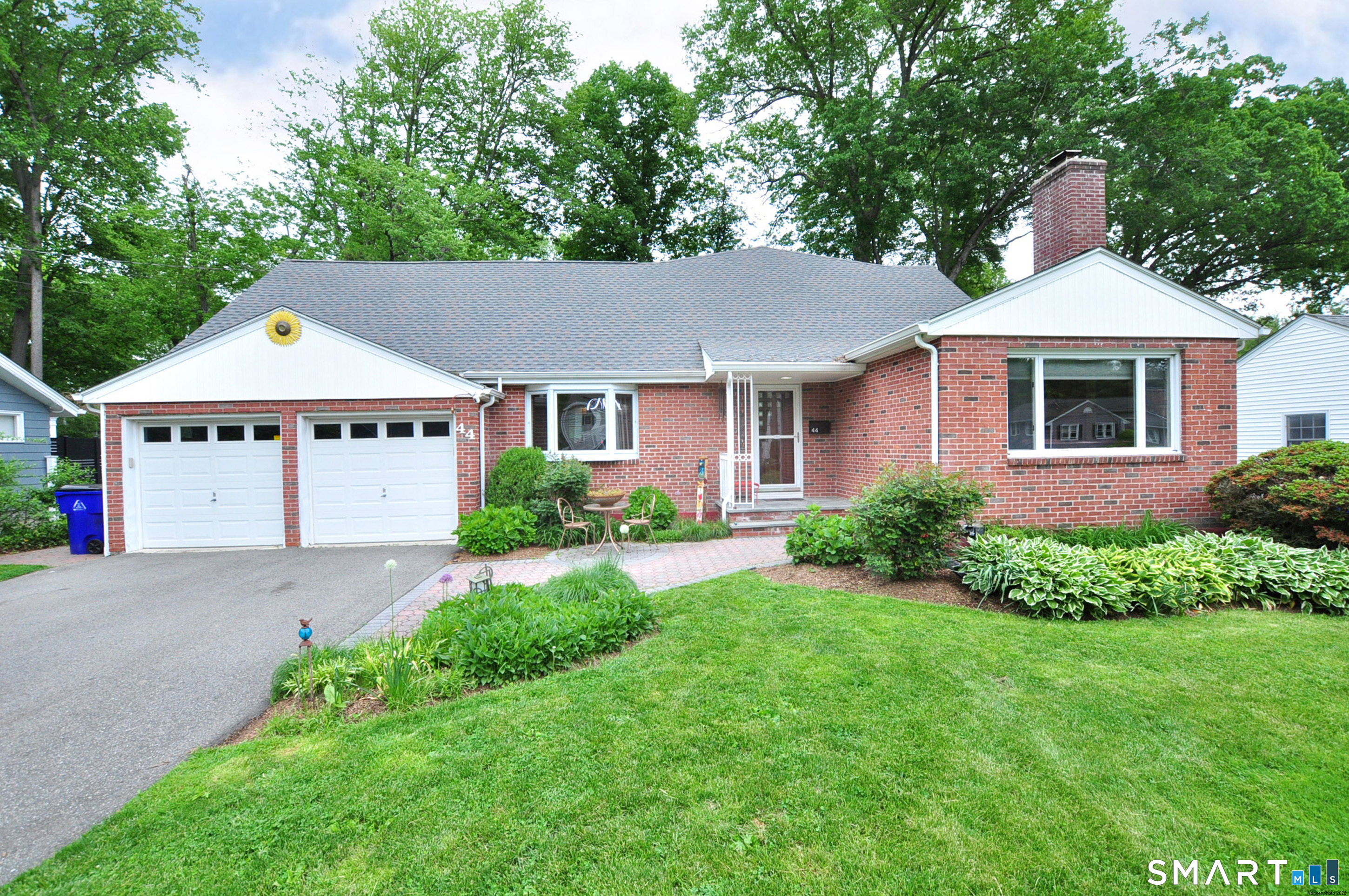44 Miamis Road West Hartford CT 06117