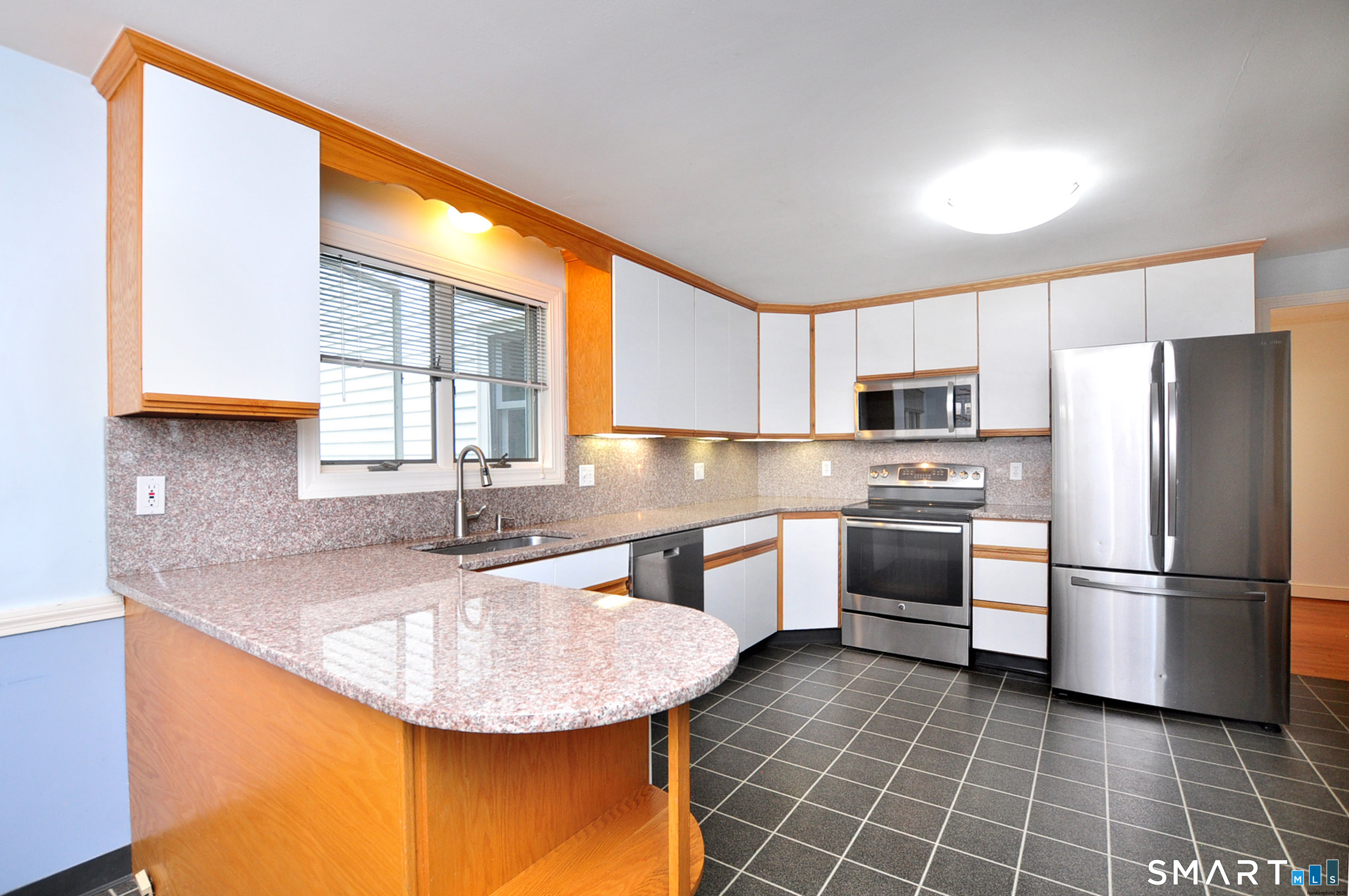 44 Miamis Road West Hartford CT 06117