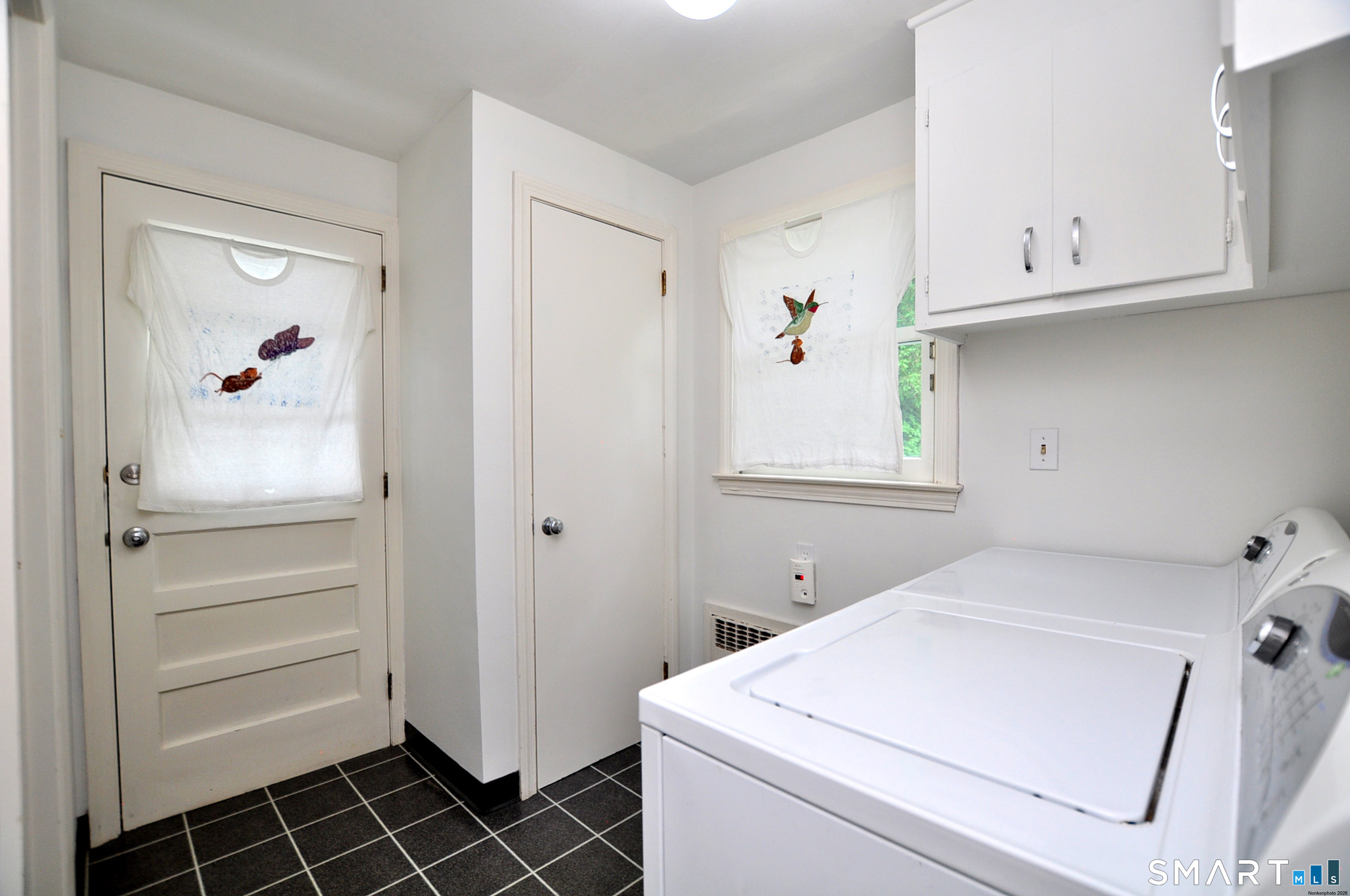 44 Miamis Road West Hartford CT 06117