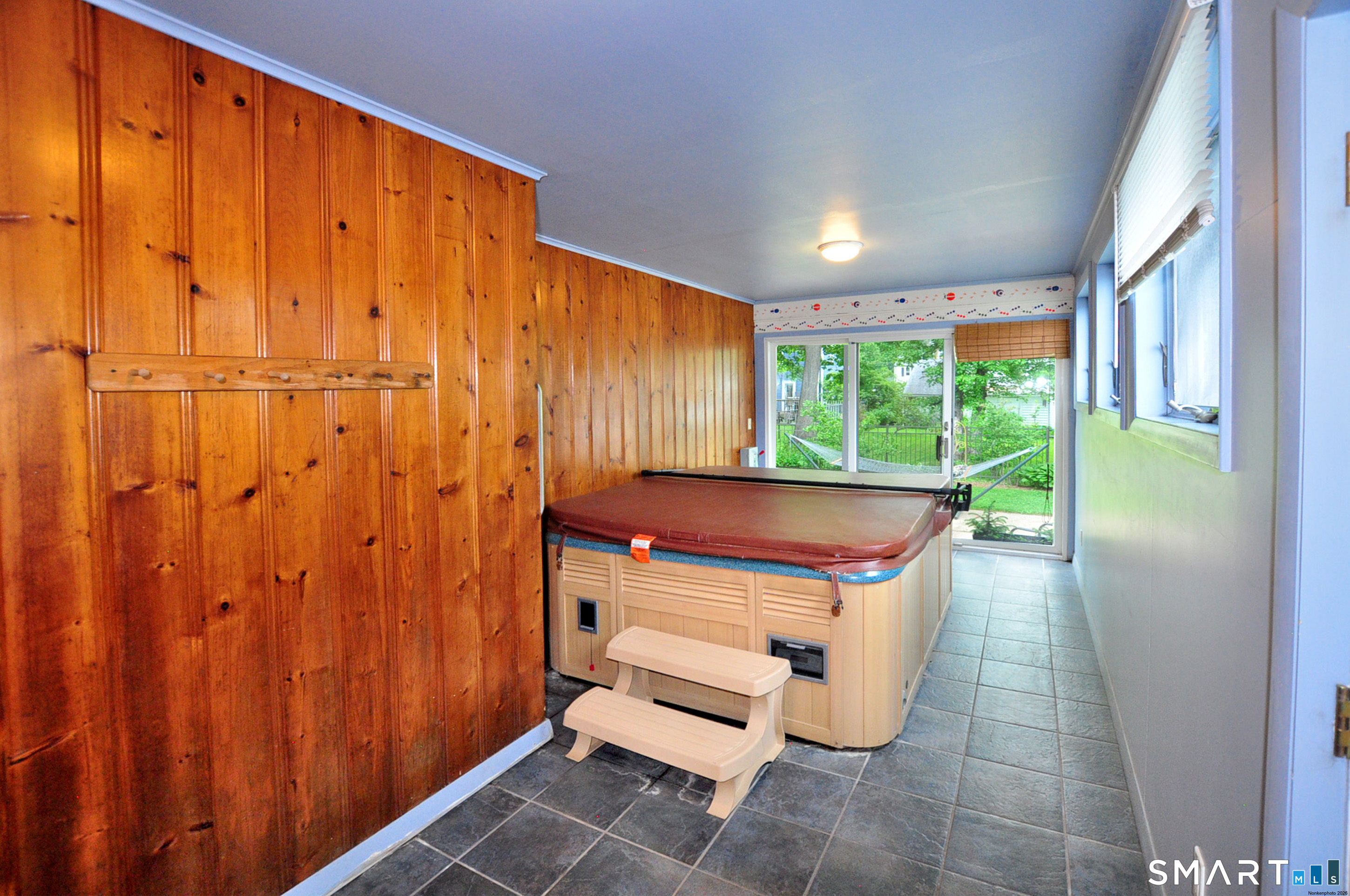 44 Miamis Road West Hartford CT 06117