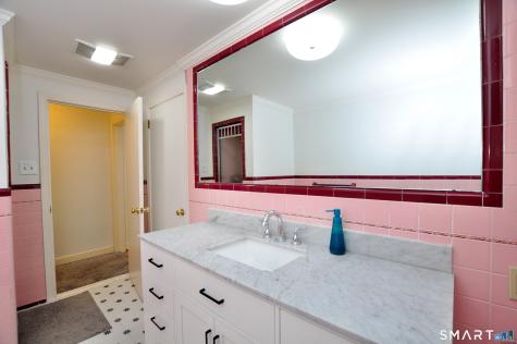 44 Miamis Road West Hartford CT 06117