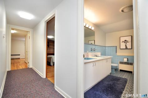 44 Miamis Road West Hartford CT 06117