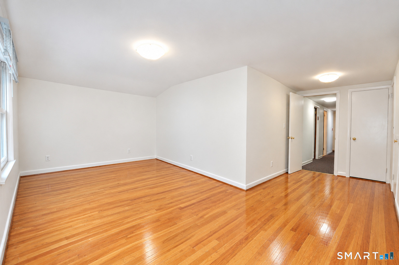 44 Miamis Road West Hartford CT 06117