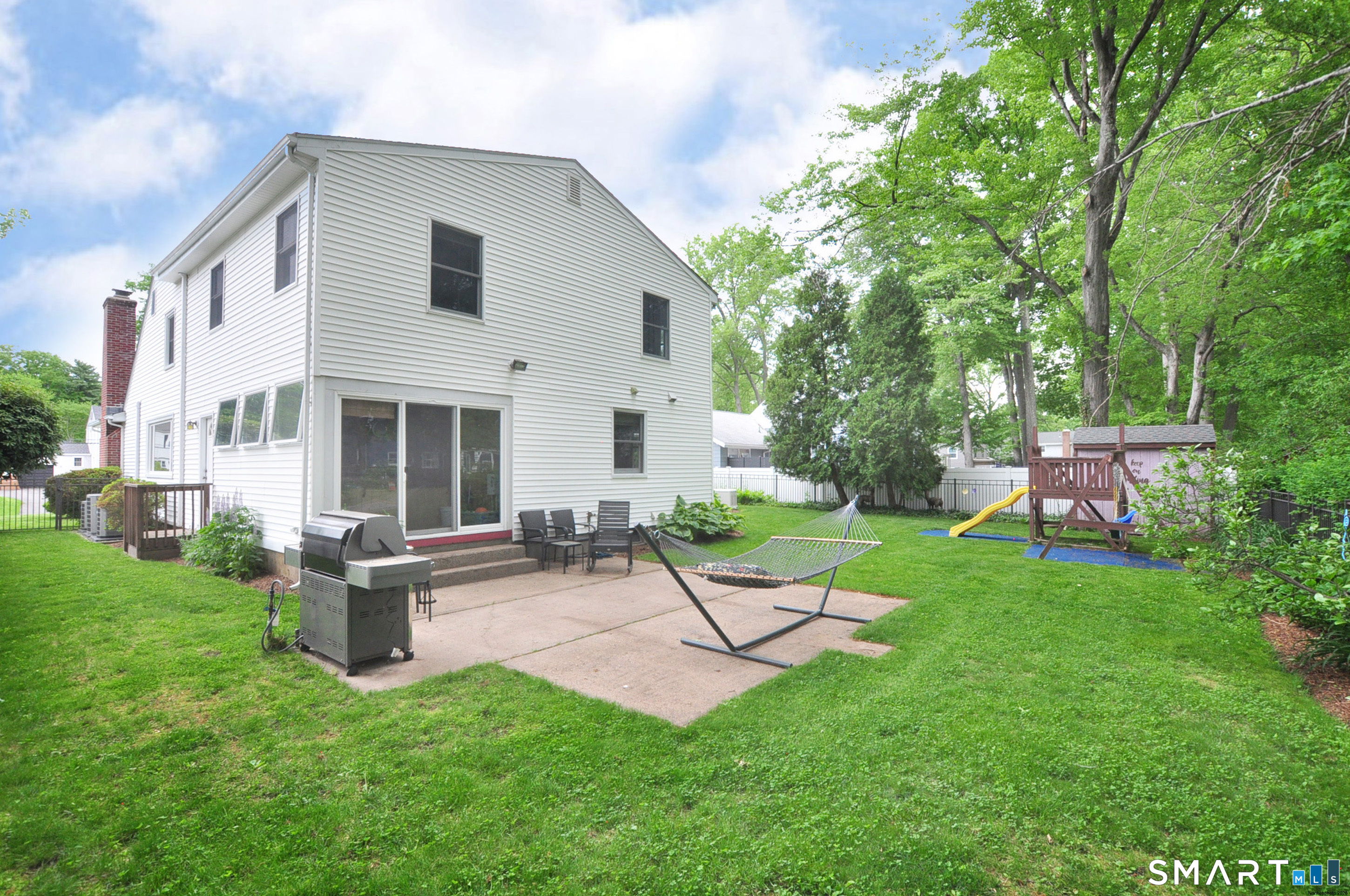 44 Miamis Road West Hartford CT 06117