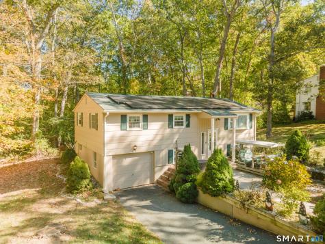 6 Marion Drive East Lyme CT 06333