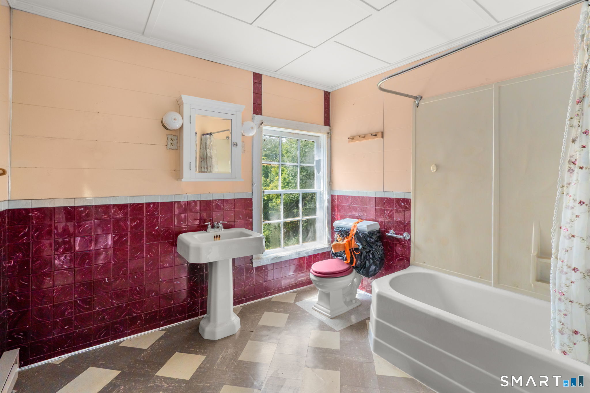 128 Holmes Road Pomfret CT 06259