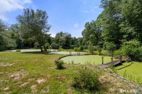 128 Holmes Road Pomfret CT 06259
