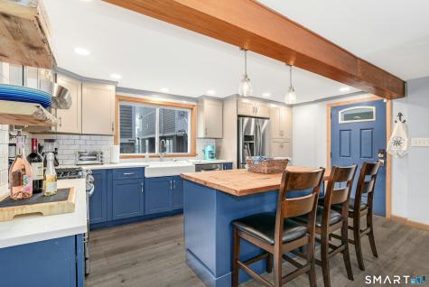 11 Waterbury Avenue Milford CT 06460