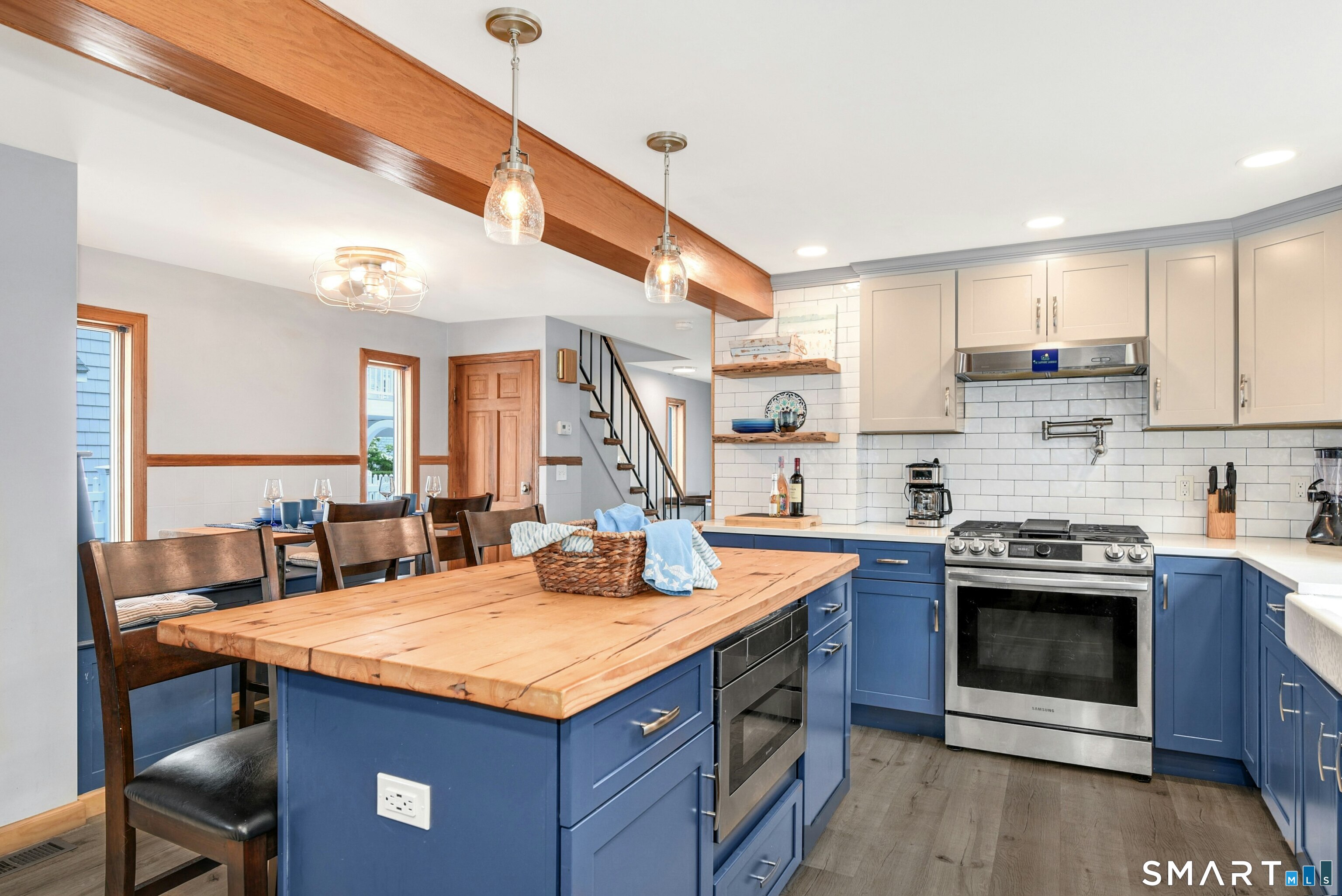 11 Waterbury Avenue Milford CT 06460