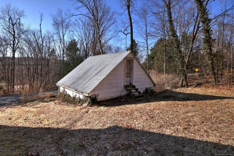 298 Wooding Hill Road Bethany CT 06524