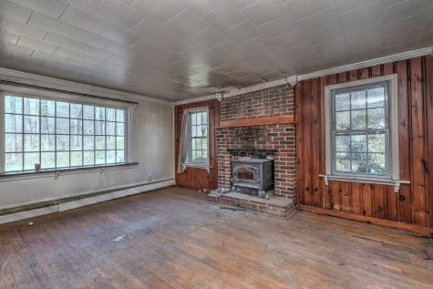 298 Wooding Hill Road Bethany CT 06524