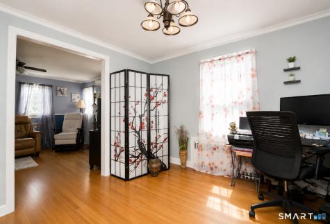 242 Victoria Road Hartford CT 06114