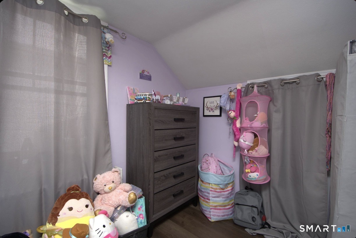 242 Victoria Road Hartford CT 06114