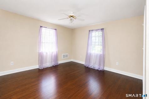 242 Victoria Road Hartford CT 06114