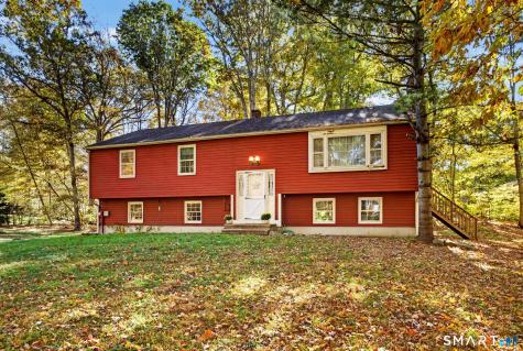 14 Country Village Lane Clinton CT 06413