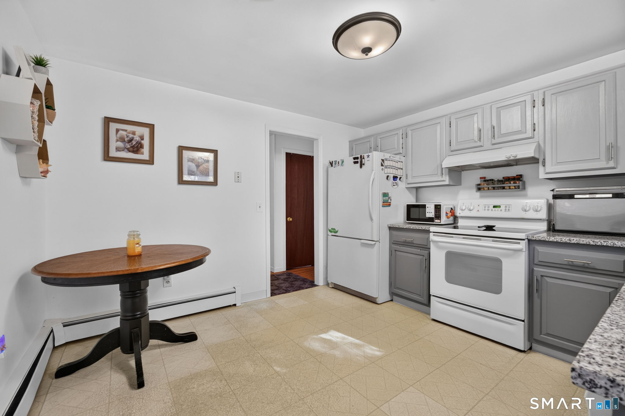 14 Country Village Lane Clinton CT 06413