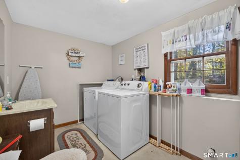 14 Country Village Lane Clinton CT 06413