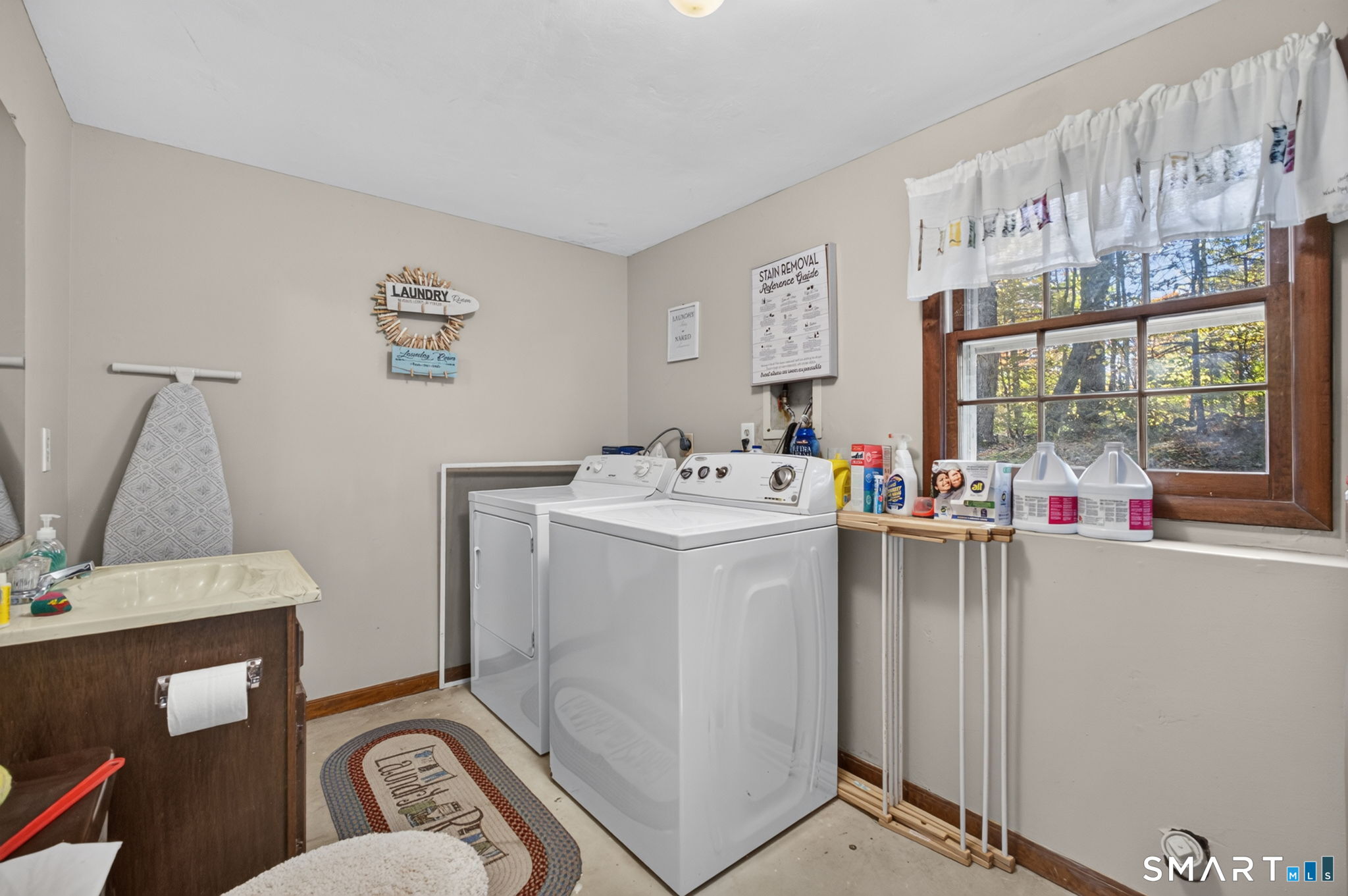 14 Country Village Lane Clinton CT 06413
