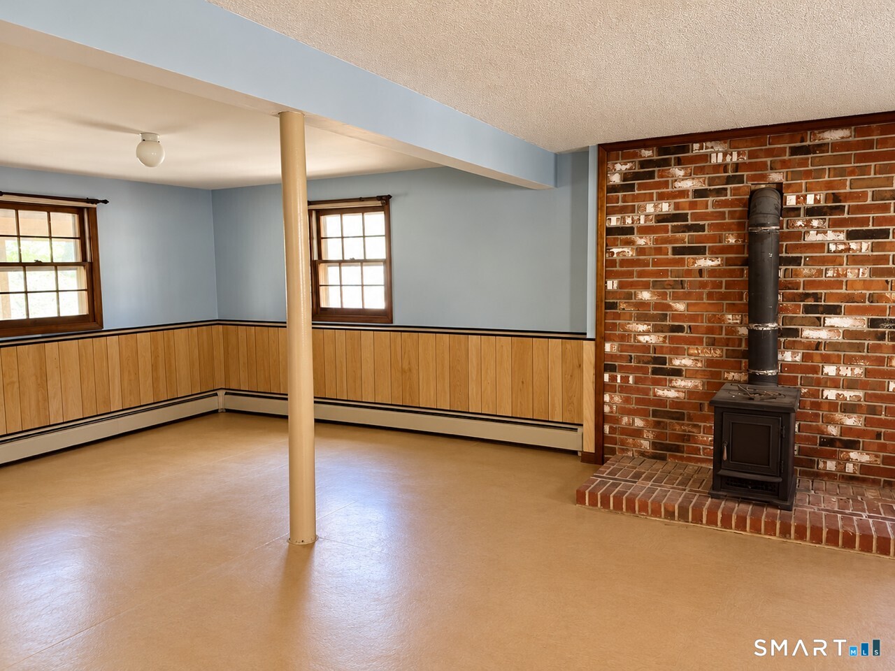 14 Country Village Lane Clinton CT 06413