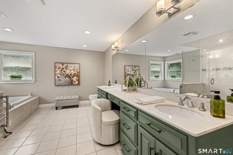 141 Windward Place Southington CT 06489