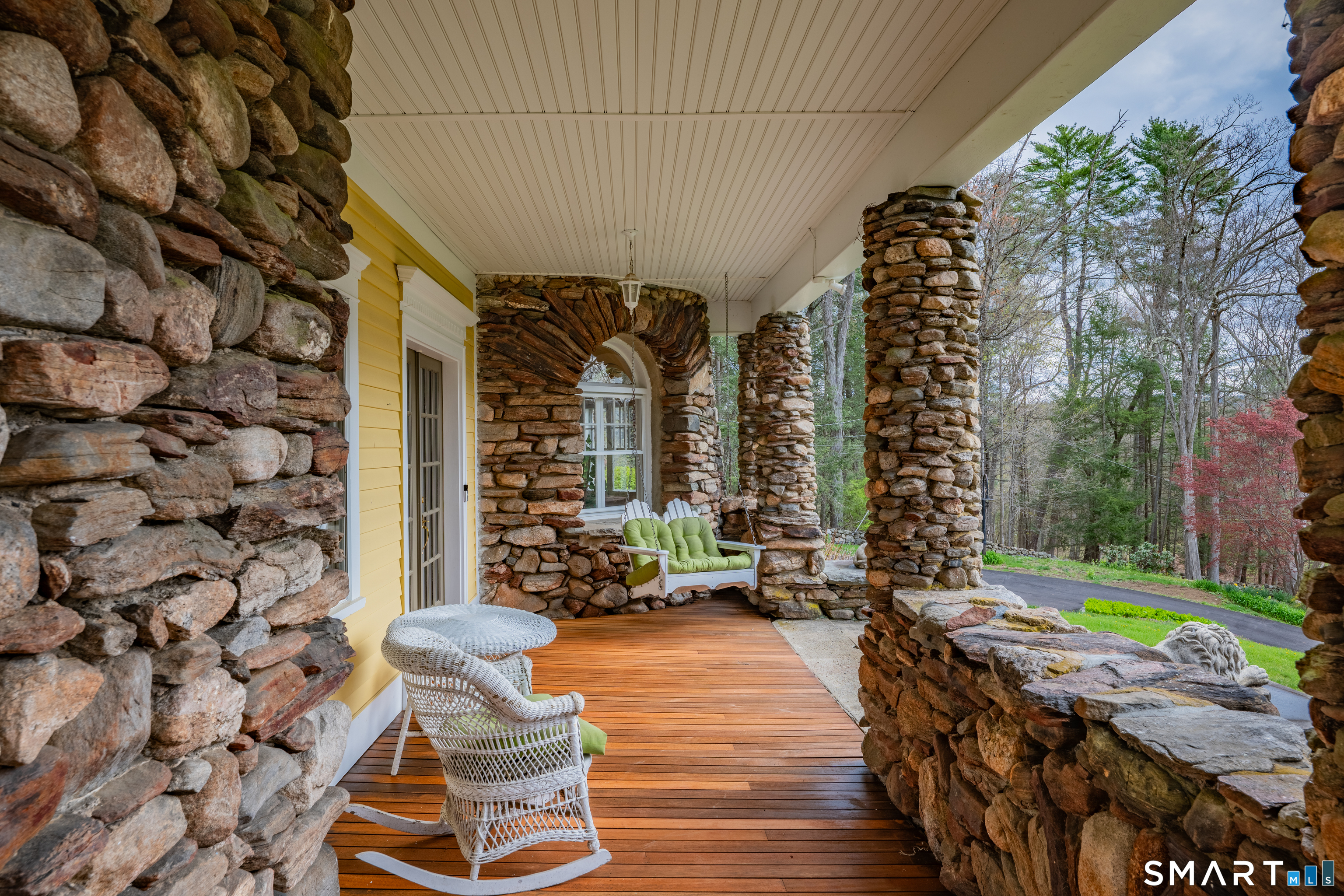 27 Highland Avenue New Hartford CT 06057