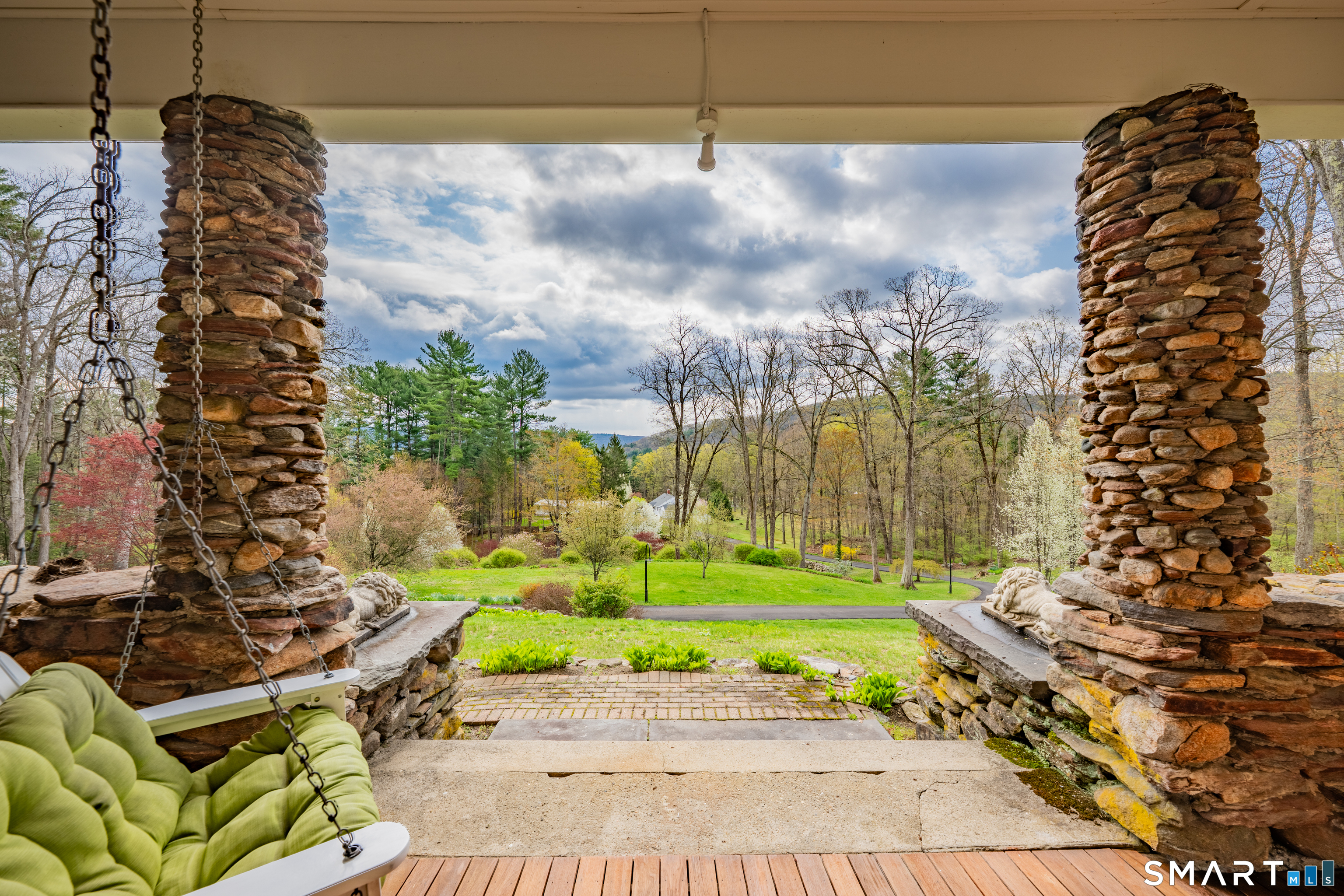 27 Highland Avenue New Hartford CT 06057
