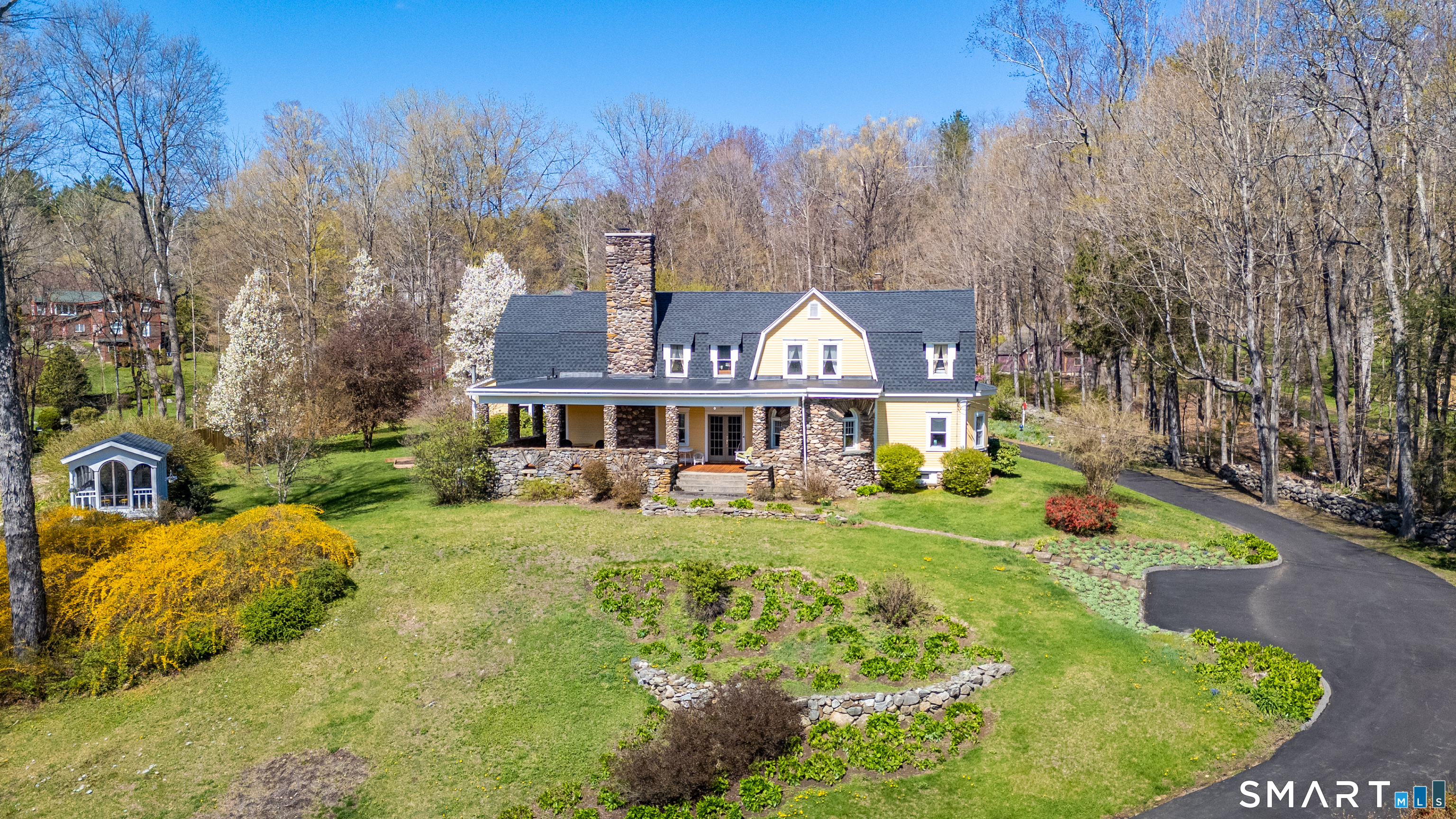 27 Highland Avenue New Hartford CT 06057