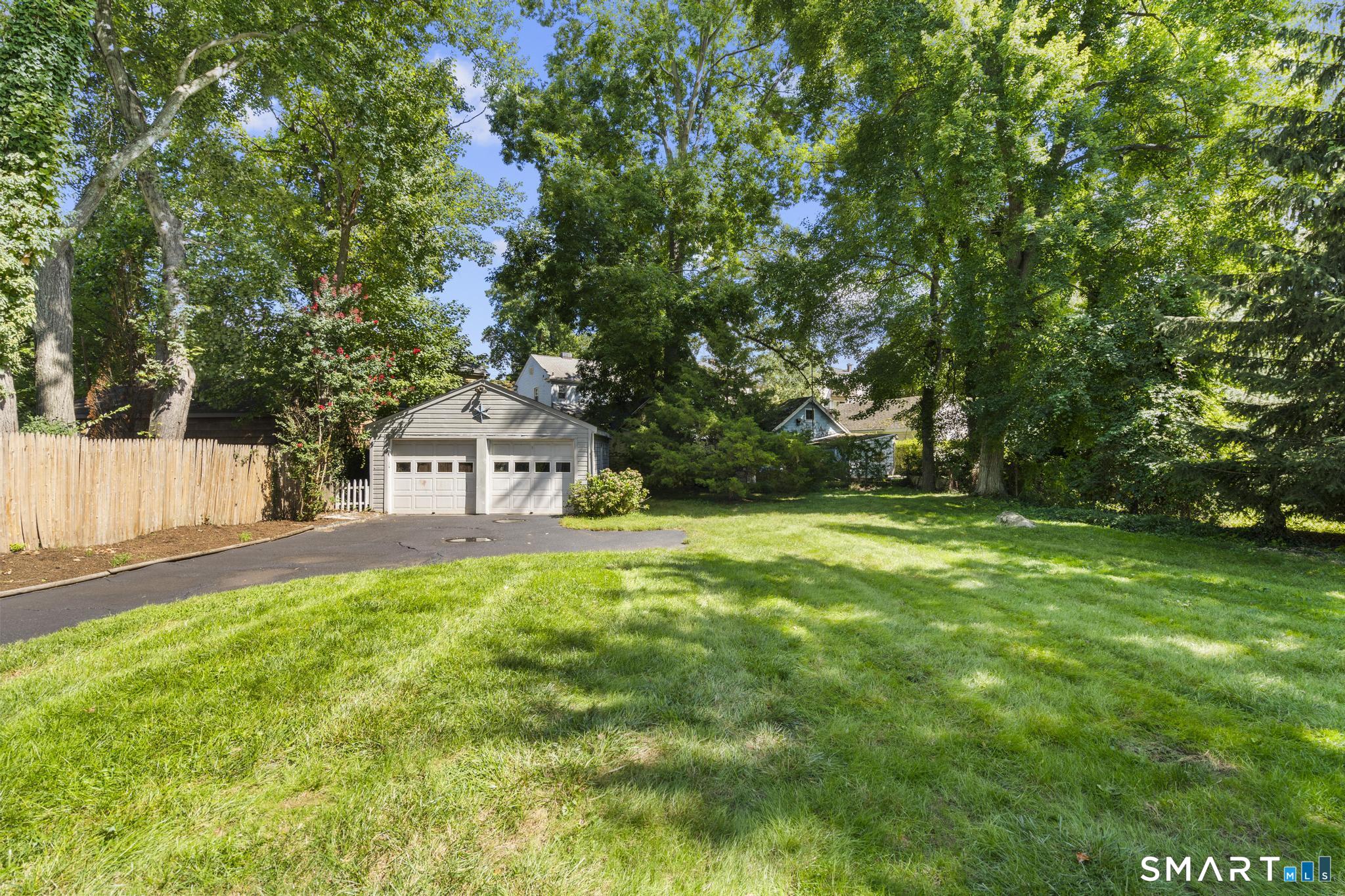 16 Lindsey Avenue Stamford CT 06905