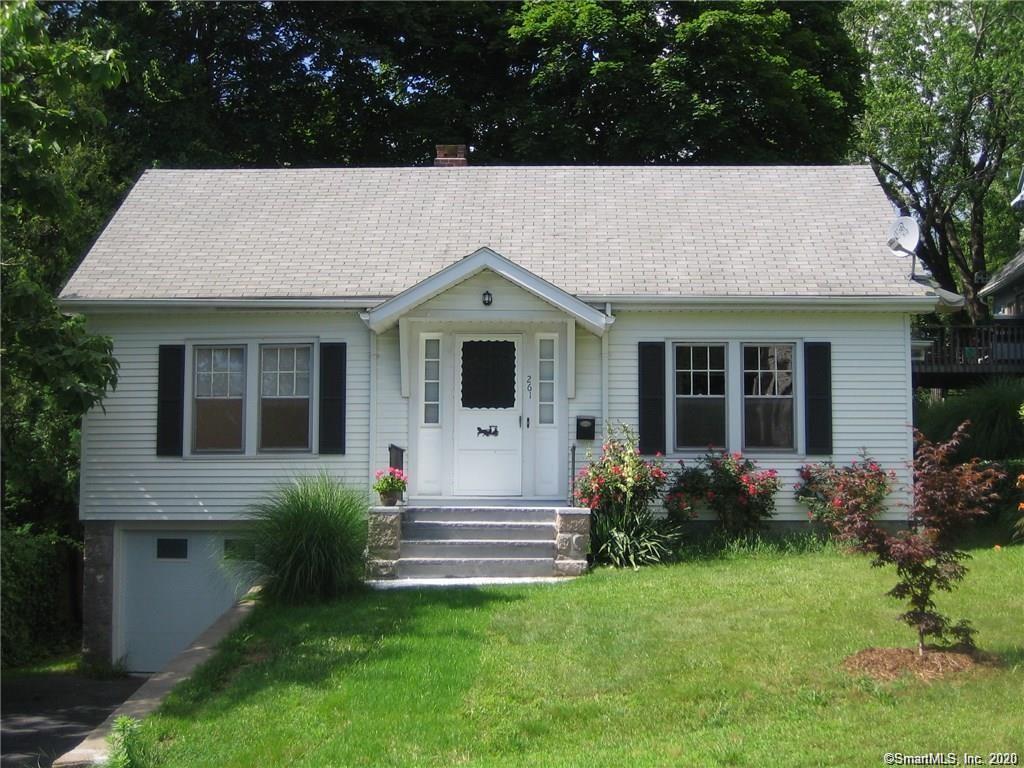 261 Gardner Avenue New London CT 06320