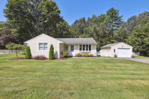 22 Lake Road Woodbury CT 06798