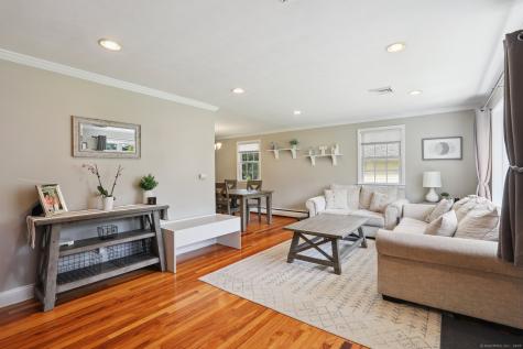 22 Lake Road Woodbury CT 06798