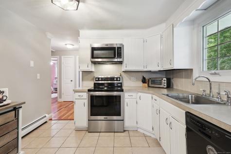 22 Lake Road Woodbury CT 06798