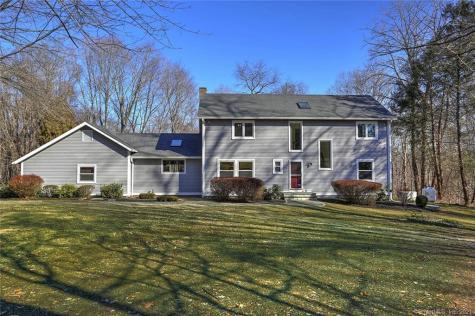 104 Morehouse Road Easton CT 06612