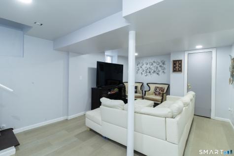 66 California Street West Haven CT 06516