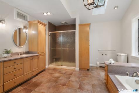 20 Prindiville Avenue Waterford CT 06385