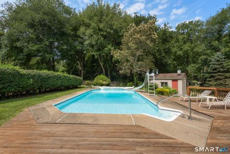 20 Prindiville Avenue Waterford CT 06385